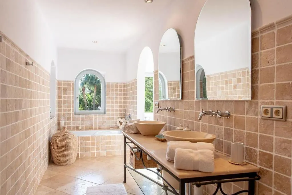Beautiful Sea View Villa In Jondal Sant Josep de sa Talaia