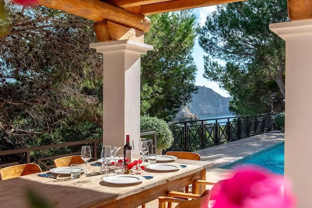 Beautiful Sea View Villa In Jondal Sant Josep de sa Talaia