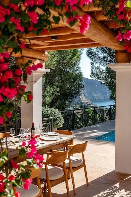 Beautiful Sea View Villa In Jondal Sant Josep de sa Talaia