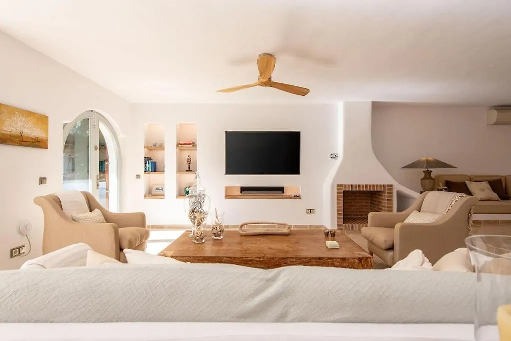 Beautiful Sea View Villa In Jondal Sant Josep de sa Talaia